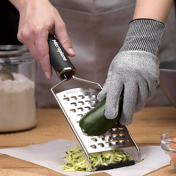 Cut Resistant Kitchen Glove - Seisuke Knife